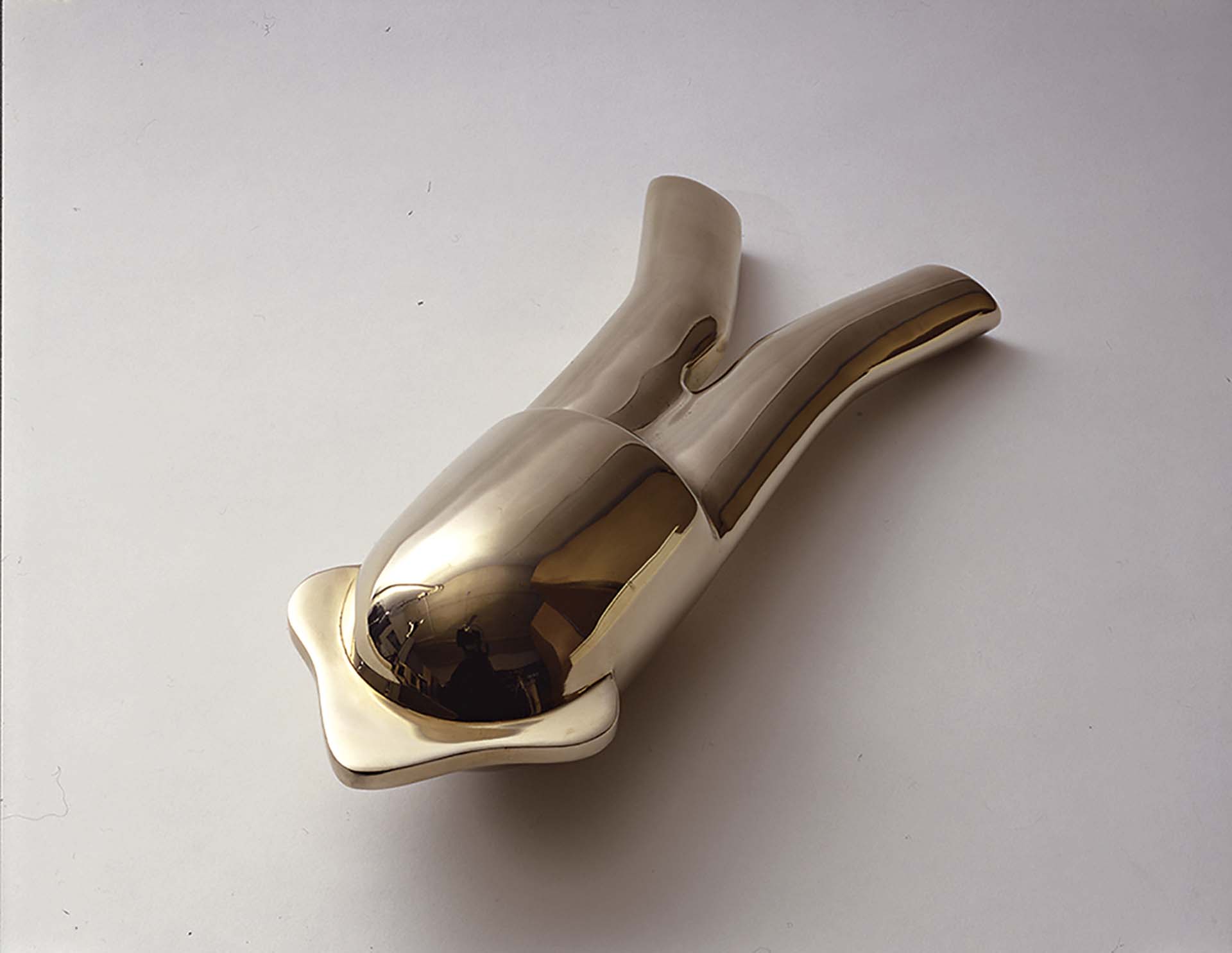 謝麗．利文，《單身漢（仿馬塞爾．杜象）：胸甲騎兵》（Bachelors［After Marcel Duchamp］: Cuirassier，1991）。（©Sherrie Levine，藝術家及卓納畫廊提供）