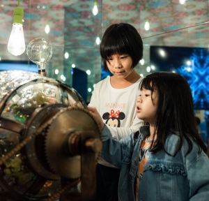 【小典藏｜愛看展】北美館兒藝中心「跟你說個故事」──首波主題「雲朵不見了」，以敘事創造想像世界的奇幻之旅！