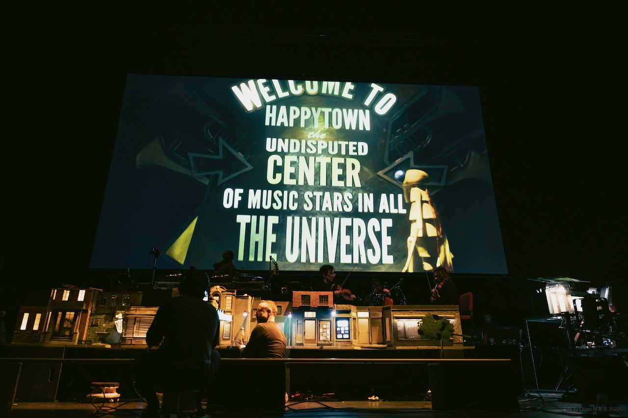 C:\Users\user\AppData\Local\Microsoft\Windows\INetCache\Content.Word\LYQ221217 國家兩廳院×加拿大DJ無尾熊小子《蚊子爵士夢》彩排 photo by LIN Yu-Quan _Z622194.jpg