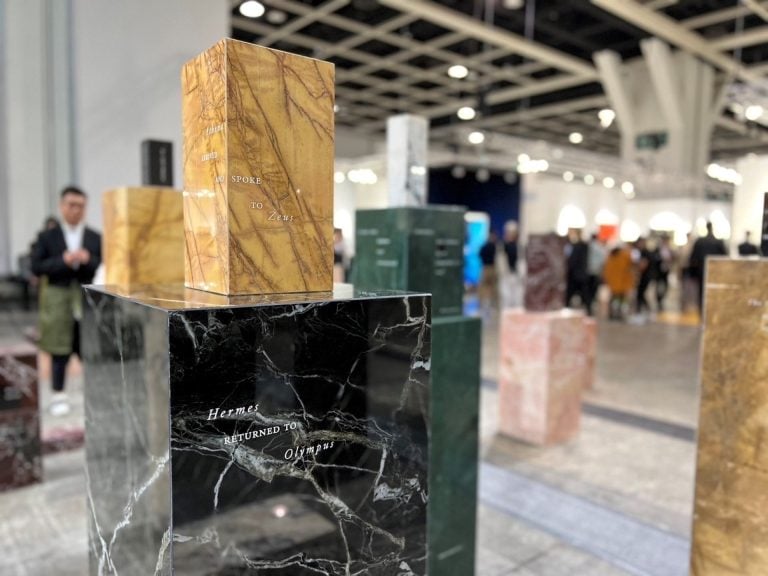 香港錢暴，歐亞國際藏家回流：Art Basel Hongkong 2023香港巴塞爾藝博銷售總盤整（持續更新）