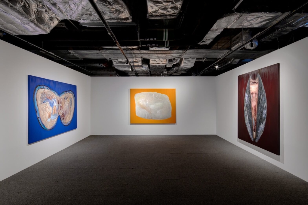2023年 佛恩・羅傑斯「燃燒／閃耀／發光」香港展場照。（瑪戈畫廊提供）