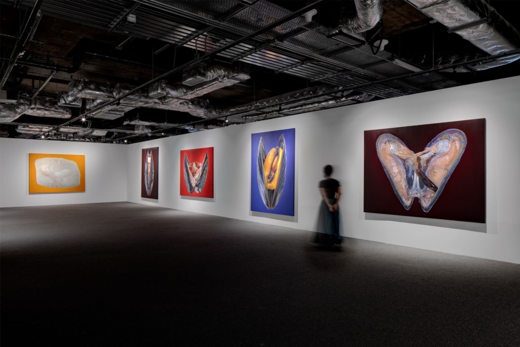 2023年 佛恩・羅傑斯「燃燒／閃耀／發光」香港展場照。（瑪戈畫廊提供）