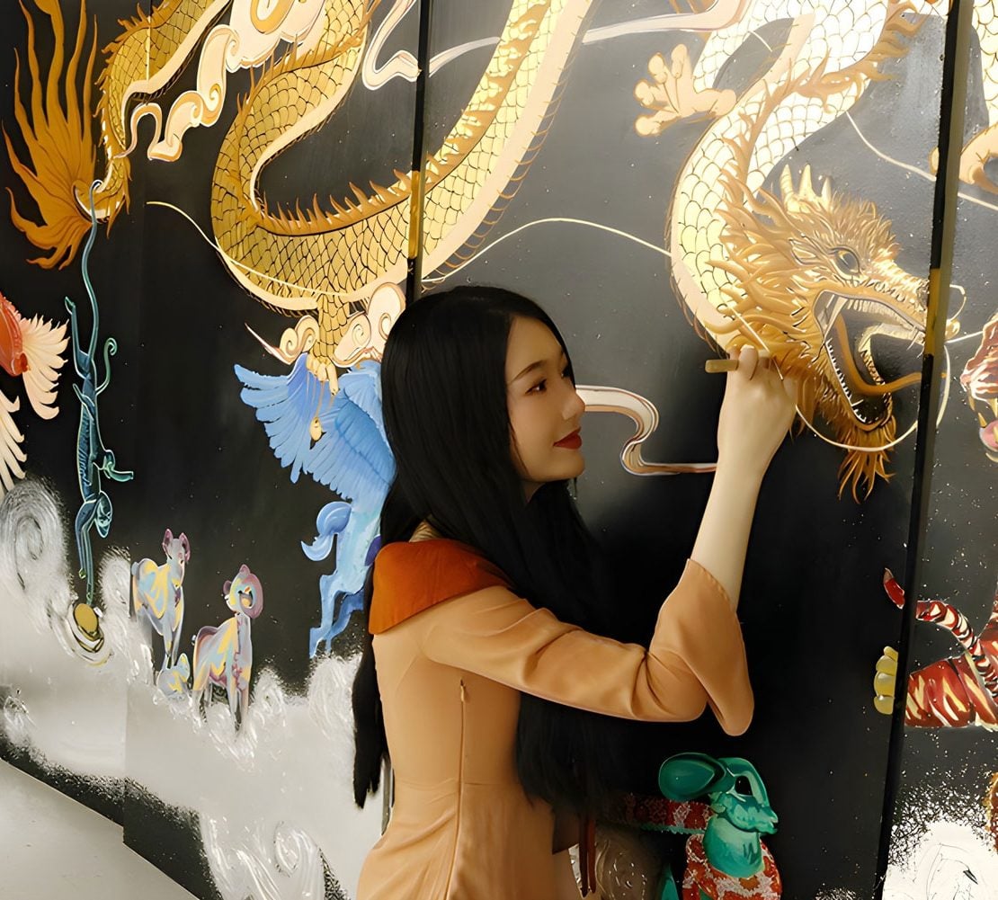 突破框架,搭建橋樑,查雯婷個展「十三生肖」