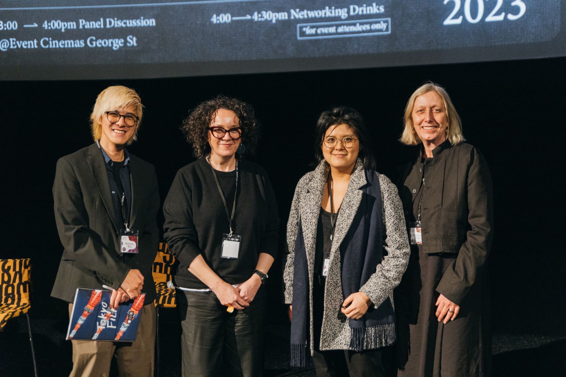 1. 21日舉辦的產業座談中由影展策展人Benson Wu（左一）引言，與Screen Australia代表rainne Brunsdon（左二起）、導演陳思羽、製片Rosemary Blight暢談跨國合作的經驗。（文策院／提供）