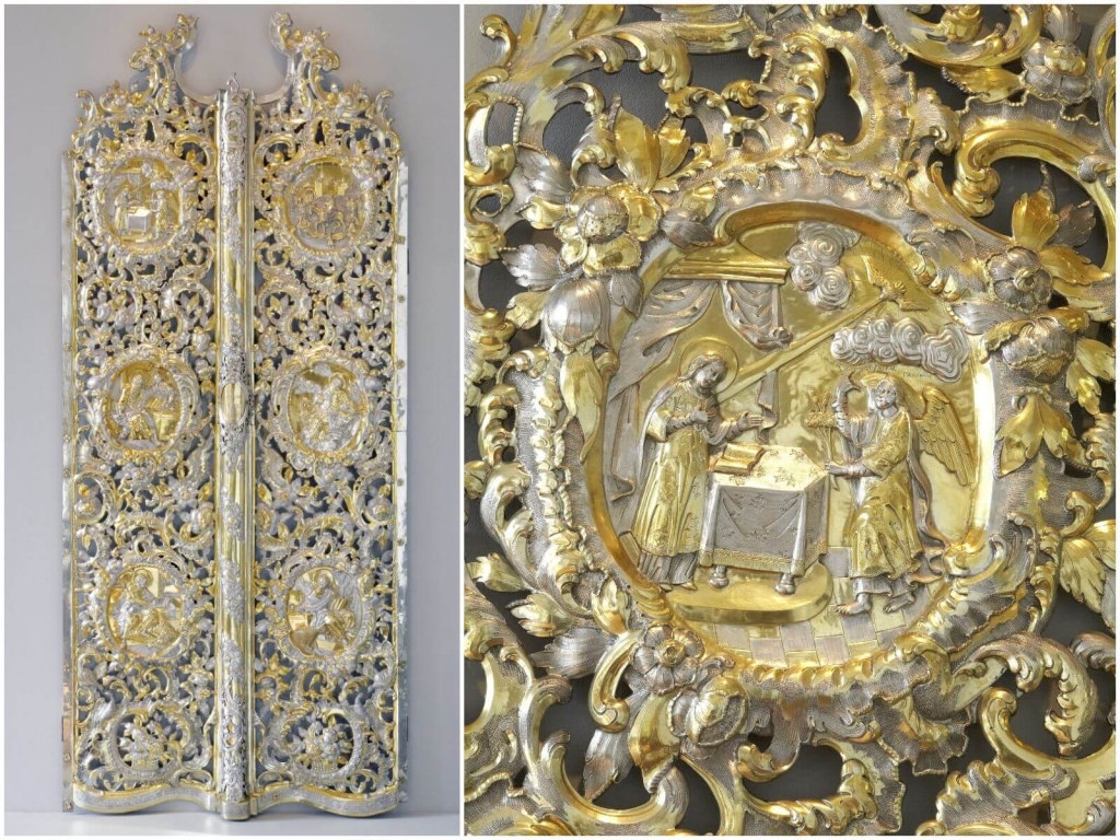 這對宏偉的教堂大門是亞瑟．吉爾伯特（Arthur Gilbert） 在其收藏生涯之初獲得，1789年製，烏克蘭基輔聖母聖誕教堂。局部圖展示左門上方的徽章，代表天使報喜。© Victoria and Albert Museum, London