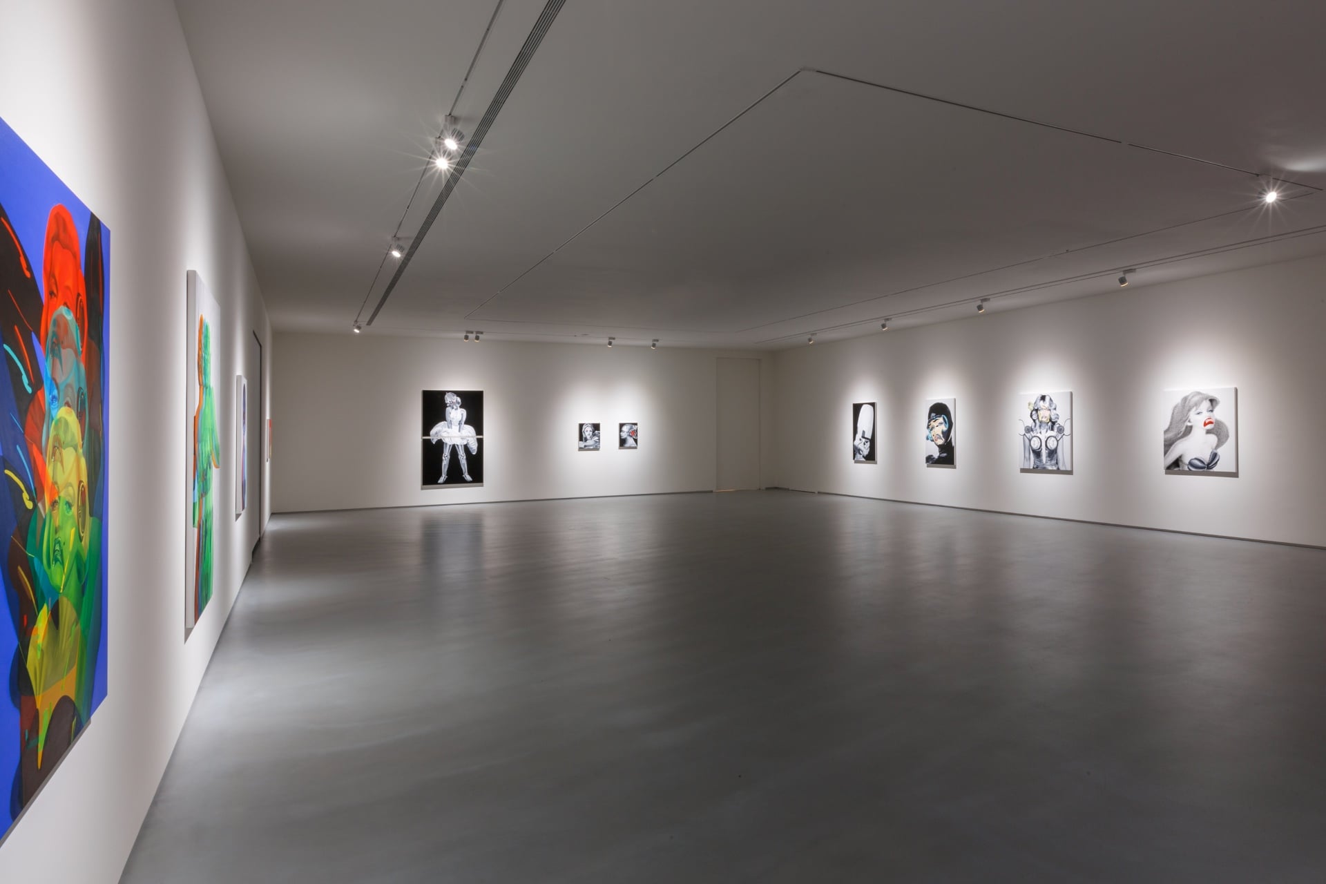 葉山禎治個展「Heroes」，於亞洲藝術中心展出一景。（亞洲藝術中心提供）