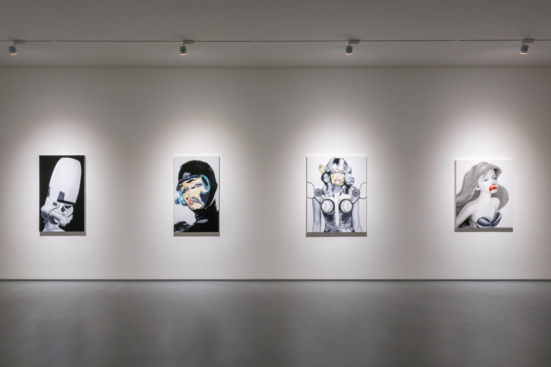 葉山禎治個展「Heroes」，於亞洲藝術中心展出一景。（亞洲藝術中心提供）