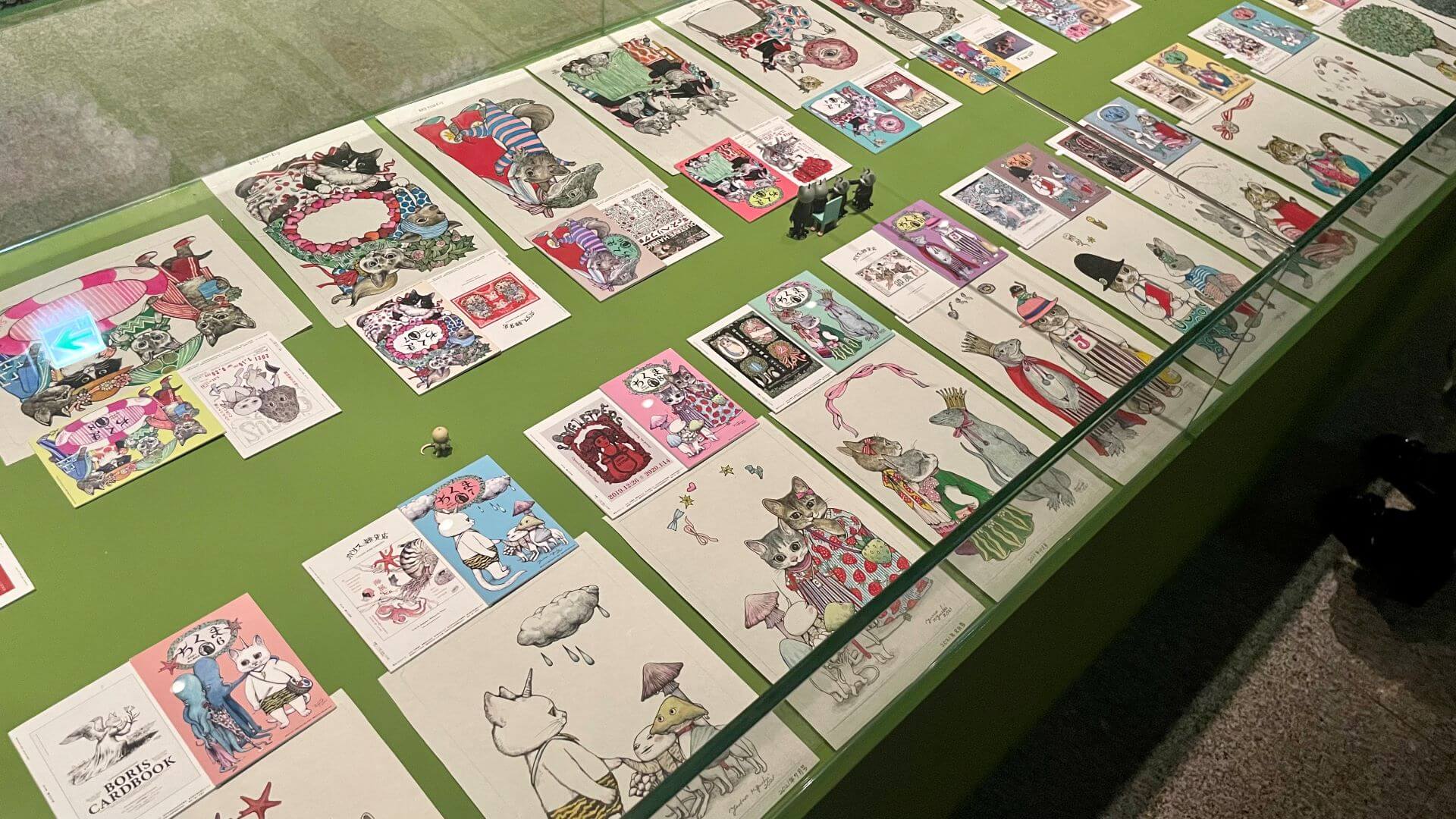 ちくま雜誌封面創作展示風景。（攝影／鄭禹彤）