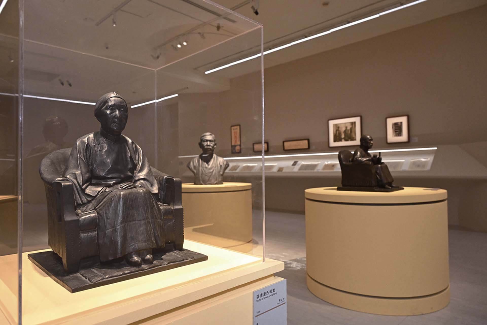 「臺灣土．自由水：黃土水藝術 生命的復活」於國立臺灣美術館展出一景。（本刊資料室）