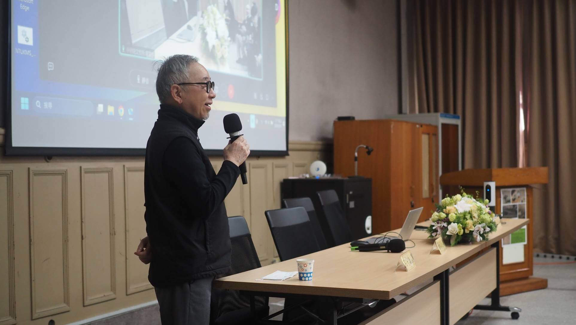 引言人中研院院士石守謙。圖／國立臺灣大學藝術史研究所。