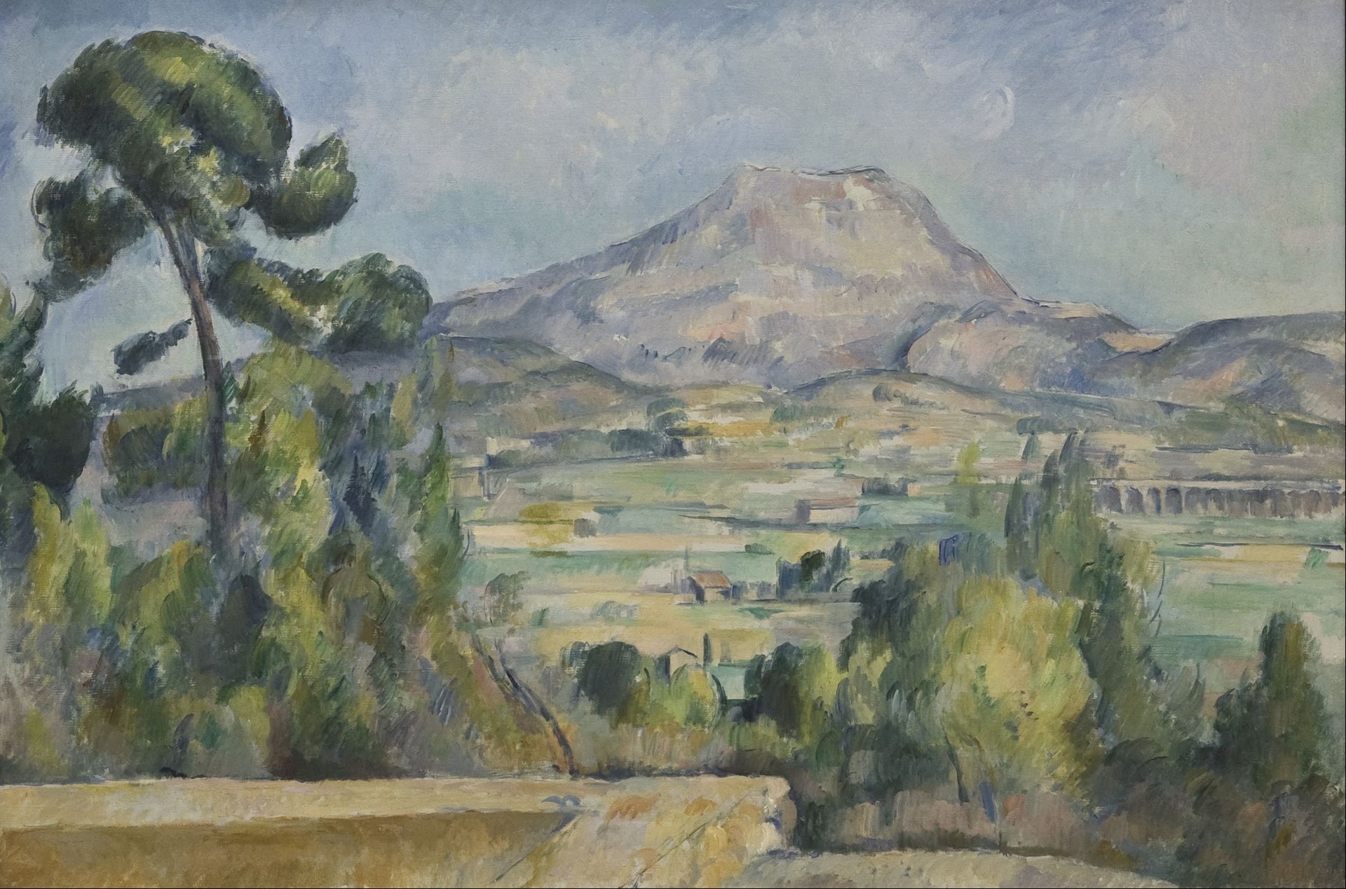 拍出1億3,779萬美元的保羅．塞尚之《聖維克多山》（La Montagne Sainte-Victoire）。（Public Domain）