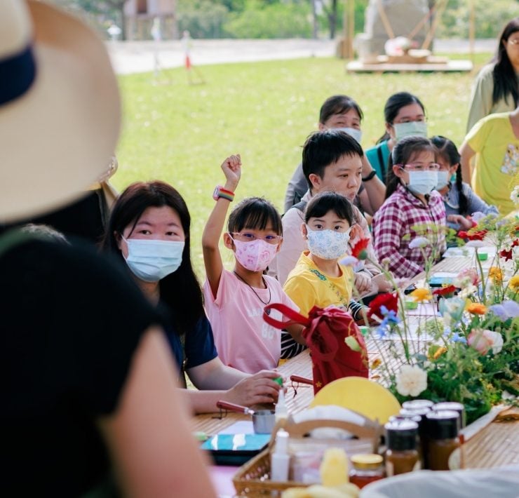 【小典藏｜兒童節推薦04.】戶外趴趴走!北流歡樂島、楊梅故事園區、工藝中心、隆田chacha、臺南左鎮化石園區、舊打狗驛故事館，豐富有趣玩透透