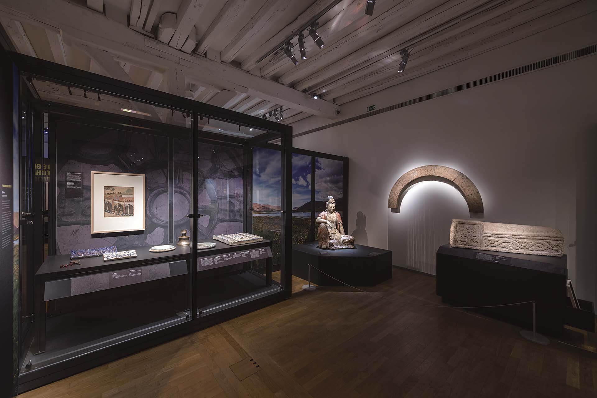 展場「蒙古人的宗教政策」單元。（法國南特歷史博物館提供）