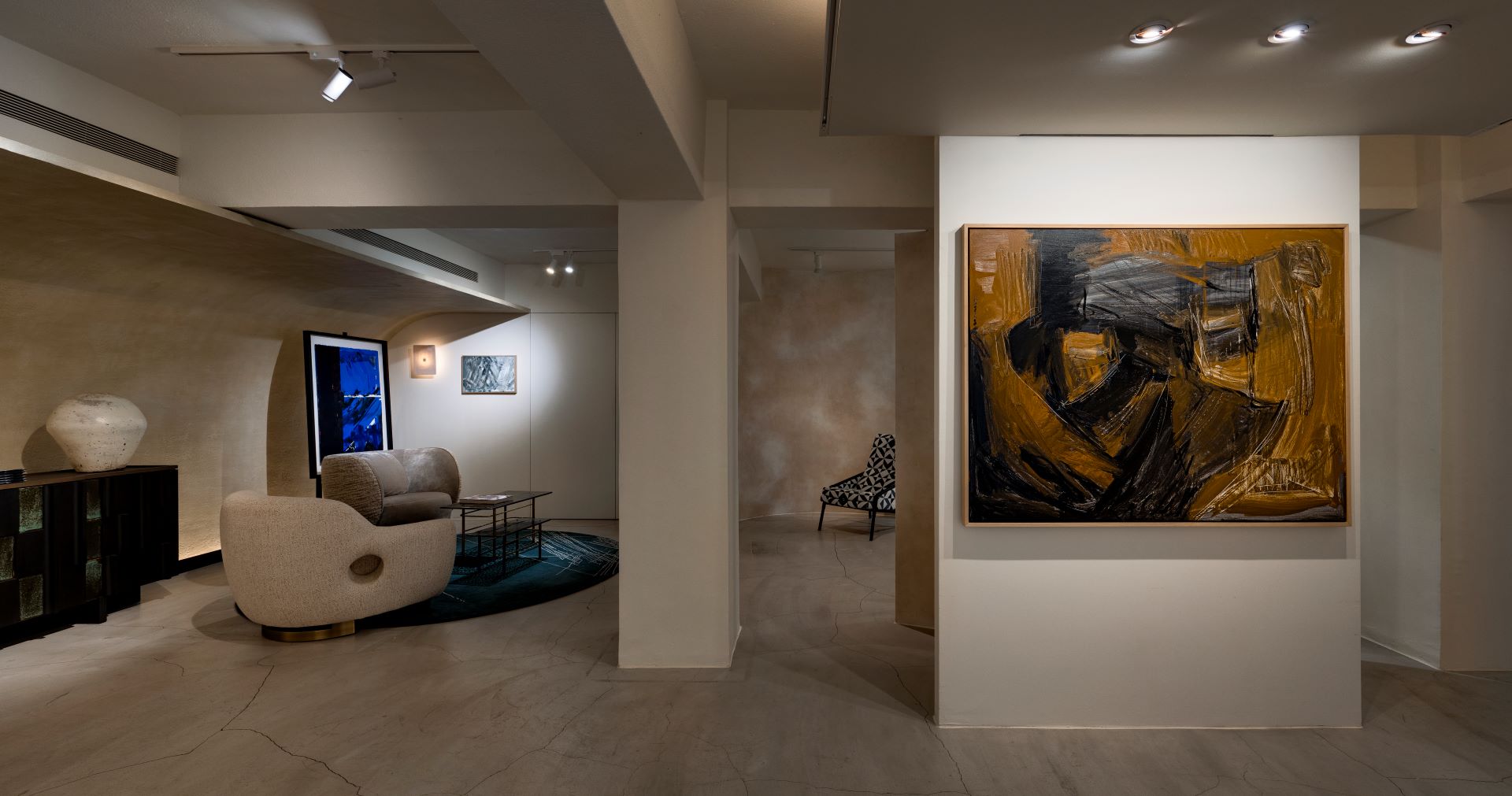 布魯諾．默因納德（Bruno Moinard）於白卡藝廊（Carte Blanche Galerie）舉辦個展「永恆」（Éternité），展覽一景。（攝影／Meanwhile Studio）