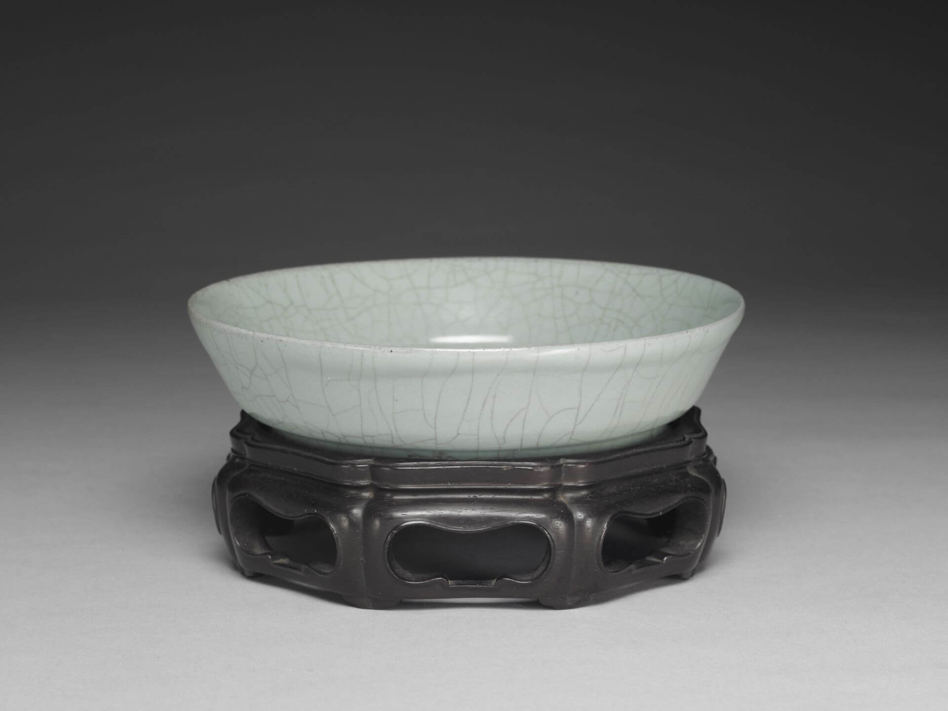 北宋 汝窯 青瓷碟，國立故宮博物院藏。（國立故宮博物院）
