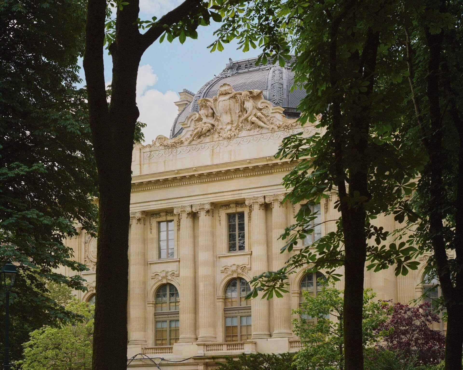 巴黎大皇宮(Grand Palais),圖片由Matthieu Croizier為巴塞爾藝術展拍攝。