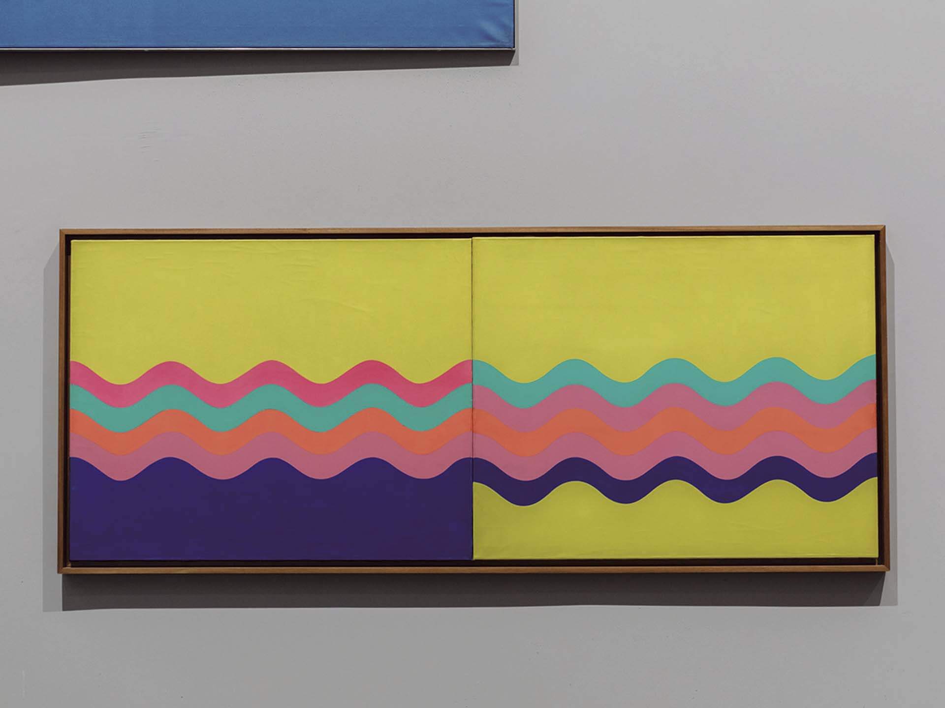 現場展出摩洛哥藝術家穆罕默德．梅萊希（Mohamed Melehi）作品《佈景》（Composition，1968）。（攝影／Matteo de Mayda，©La Biennale di Venezia）