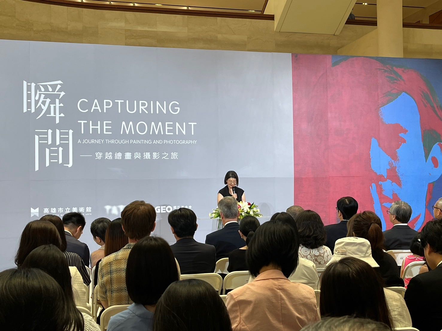 美館代理館長林羿妏分享，「瞬間」展現臺灣藏家的豐厚實力。（本刊資料室）