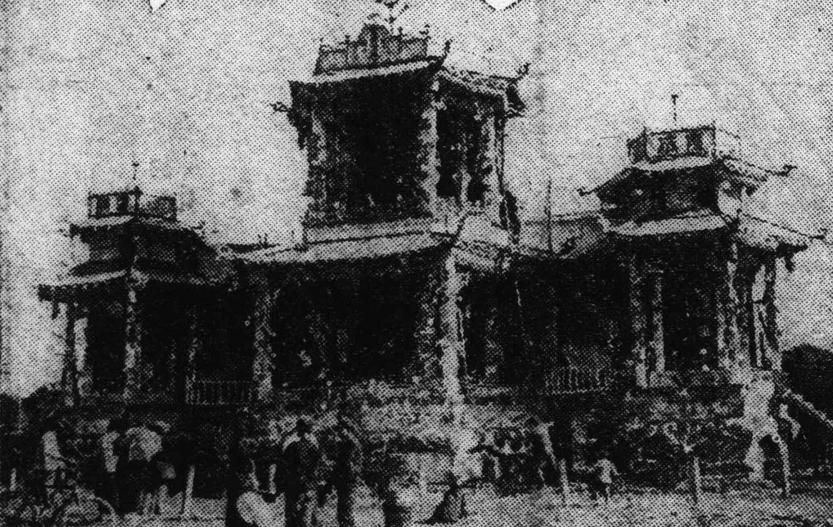 1927年艋舺龍山寺祭典時建設的醮壇（《臺灣日日新報》，1927-12-13（版7））