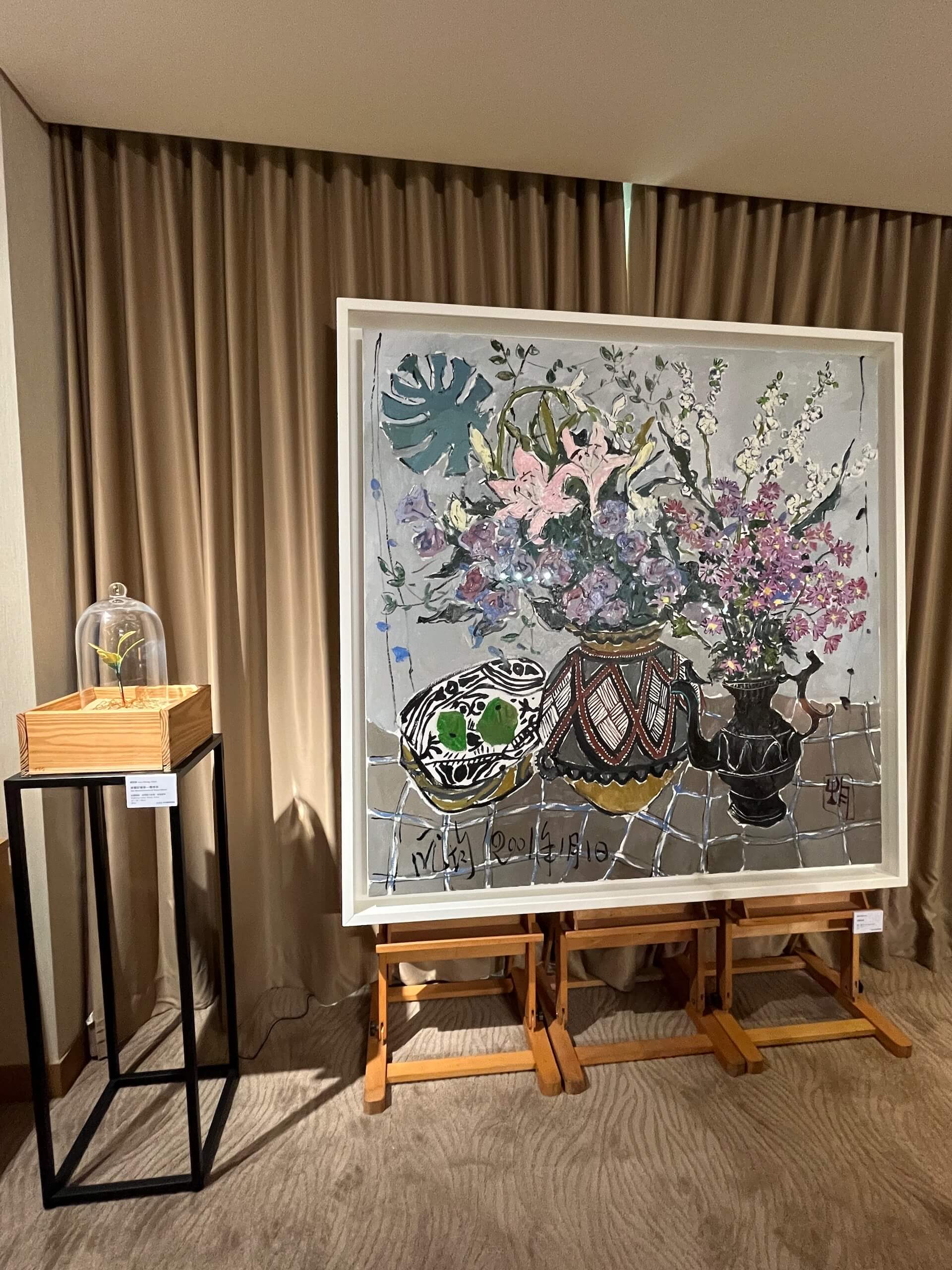 「天際線 Above the Sky｜台中企業收藏特展」中藝術家陳漢聲、龎均的作品。（攝影／蔡昕縈）