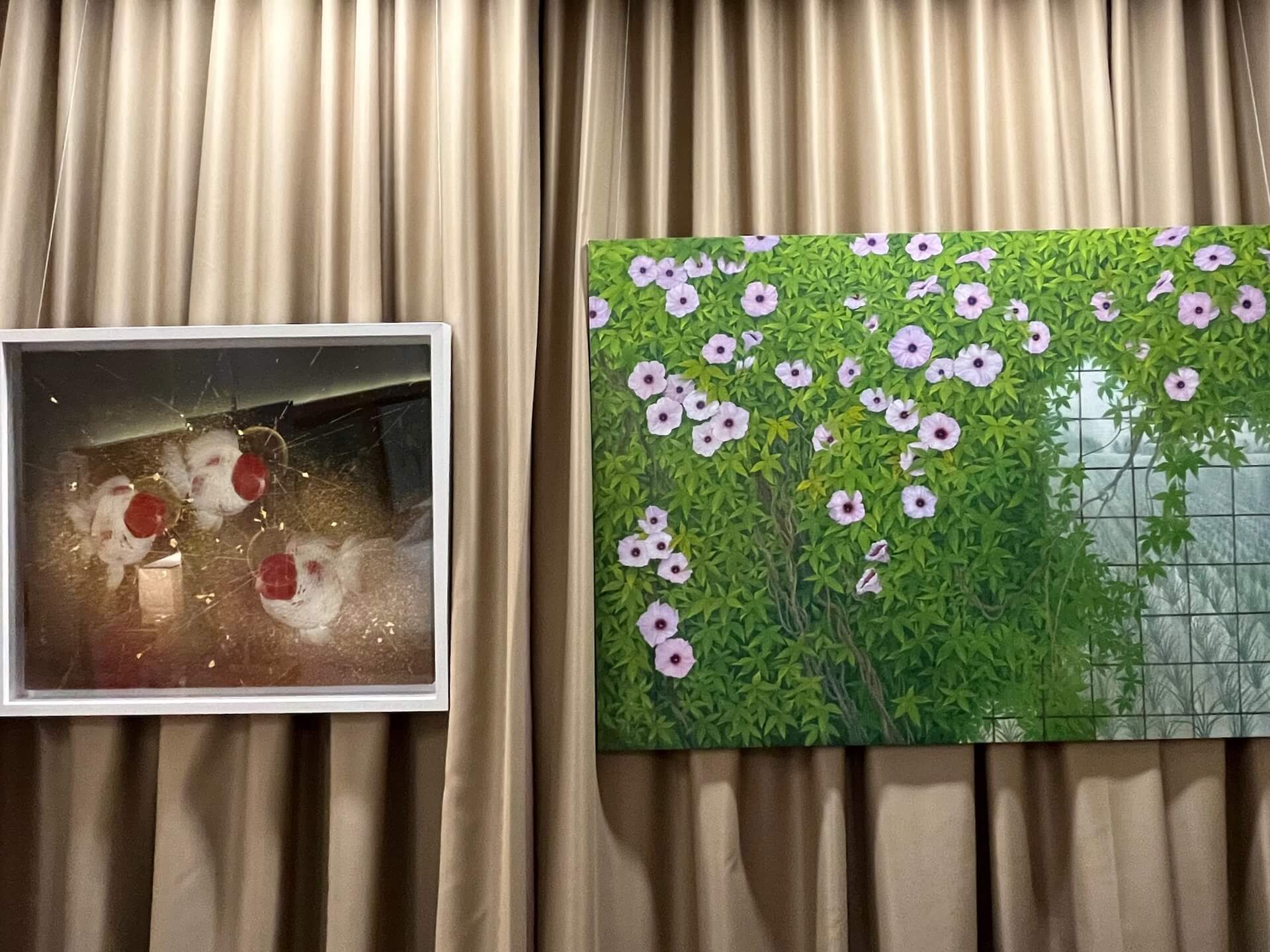 敦煌藝術中心展出李默父、洪江波等藝術家的作品。（攝影／蔡昕縈）