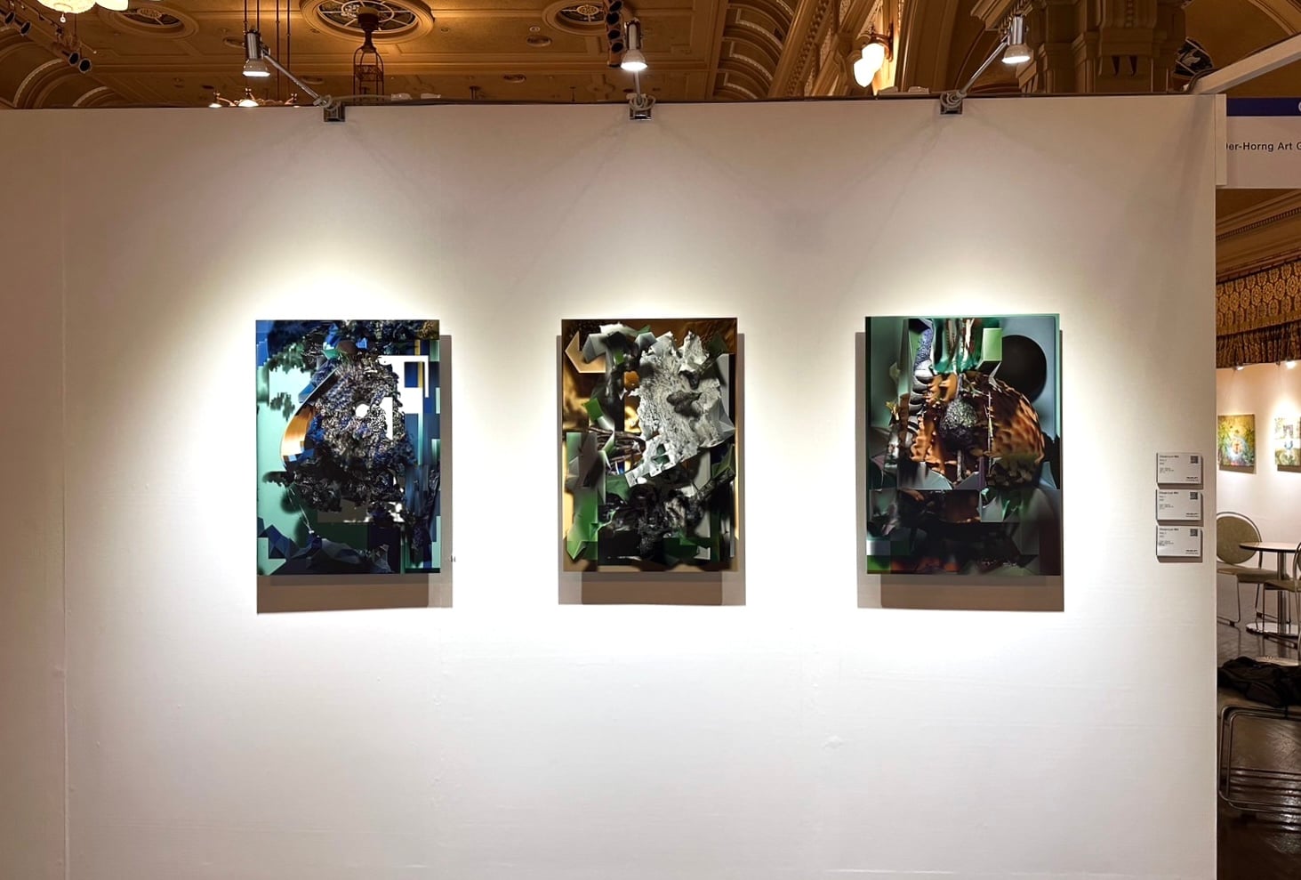 Art Osaka 2024中德鴻畫廊展位上吳權倫的作品。（德鴻畫廊提供）