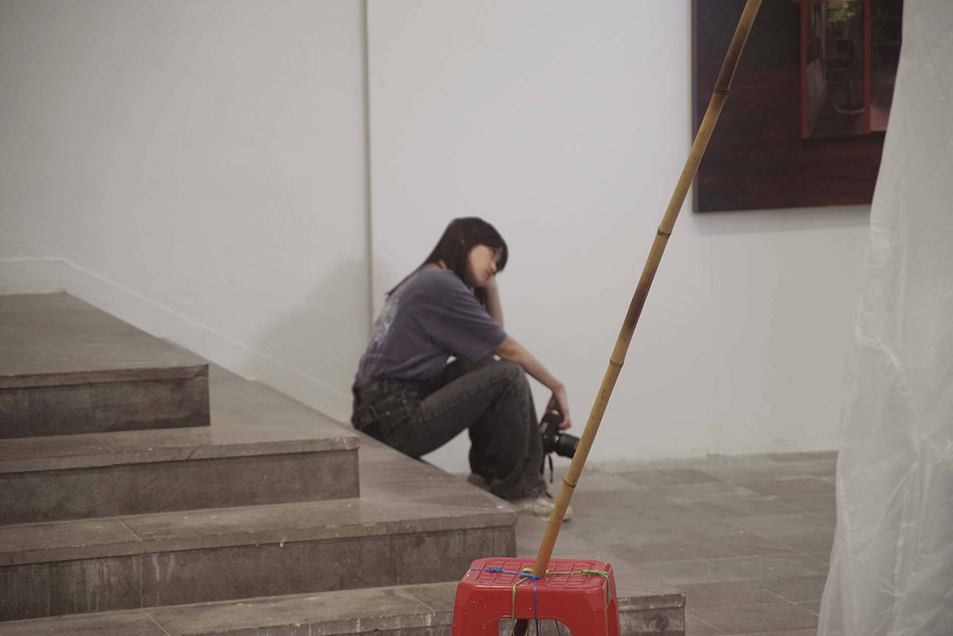 藝術教育者在討論學術上的藝術問題之外,也能提供學生對於職涯發展與規劃的建議。(圖片僅供示意,非當事人,賴彥勳提供)