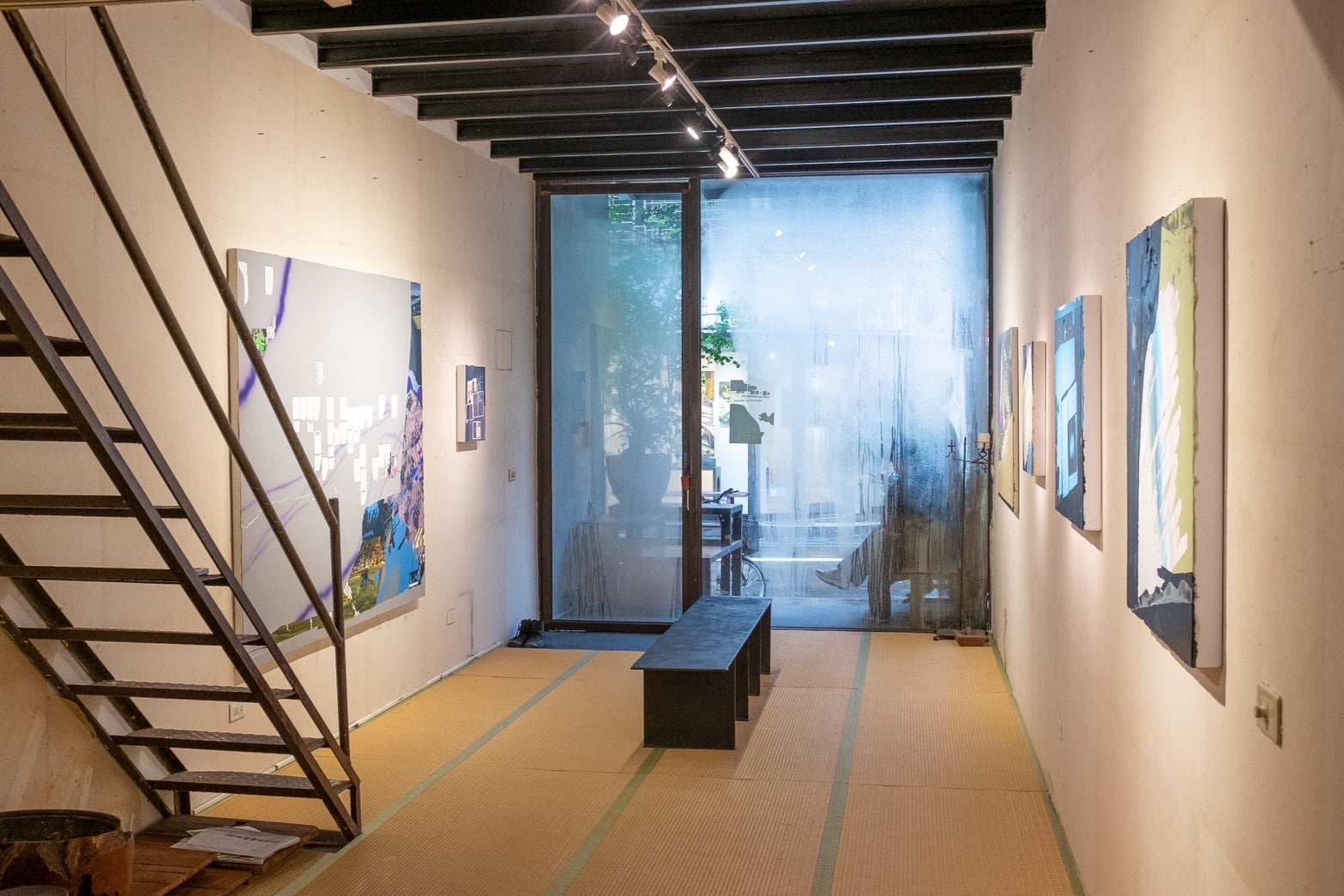 李秉璈個展「A面、年糕：空船」展場一隅。（鄺鉅裁提供）