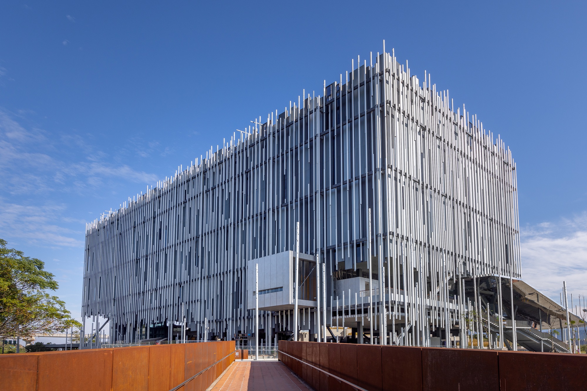新北市美術館是新北市政府以文化推動地方發展與城市再造的重要建設。（新北市美術館提供。攝影：源日影像）