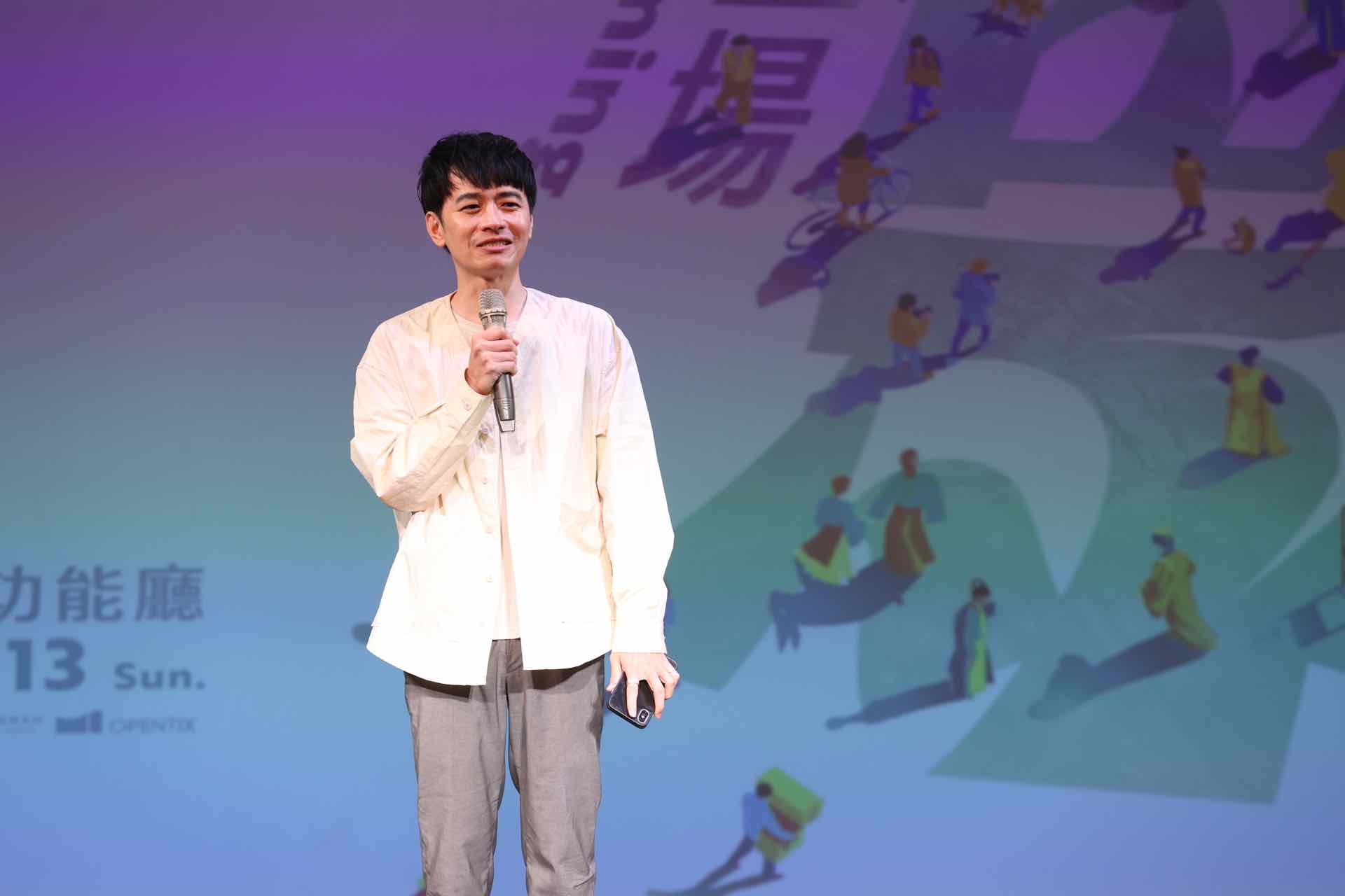 策展人汪俊彥介紹本屆策展主題與演出團隊。