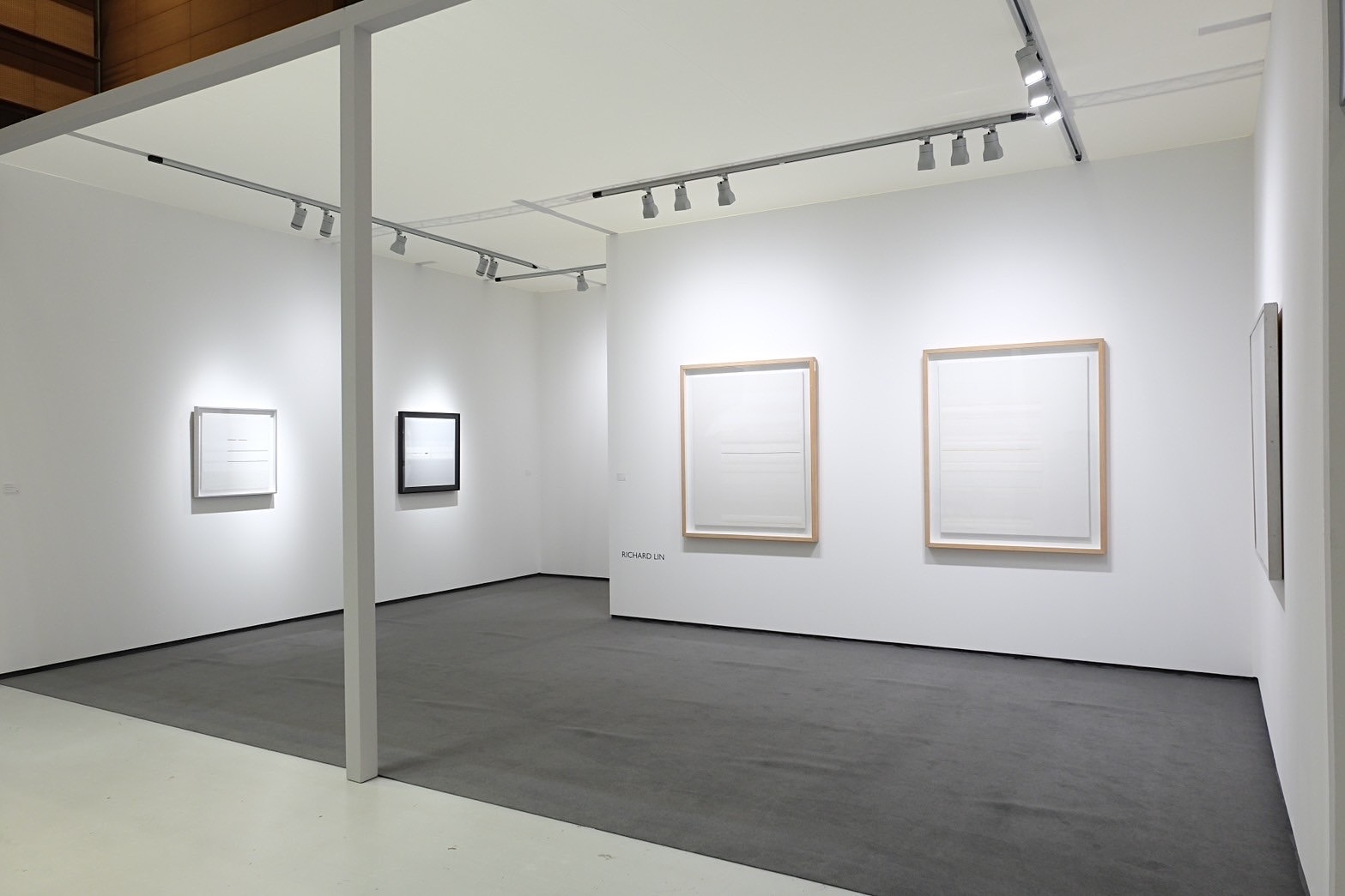尊彩藝術中心以「趨近於真：林壽宇個展」登場，讓藏家可以一窺完整且不同的藝術家作品。（圖／尊彩藝術中心）