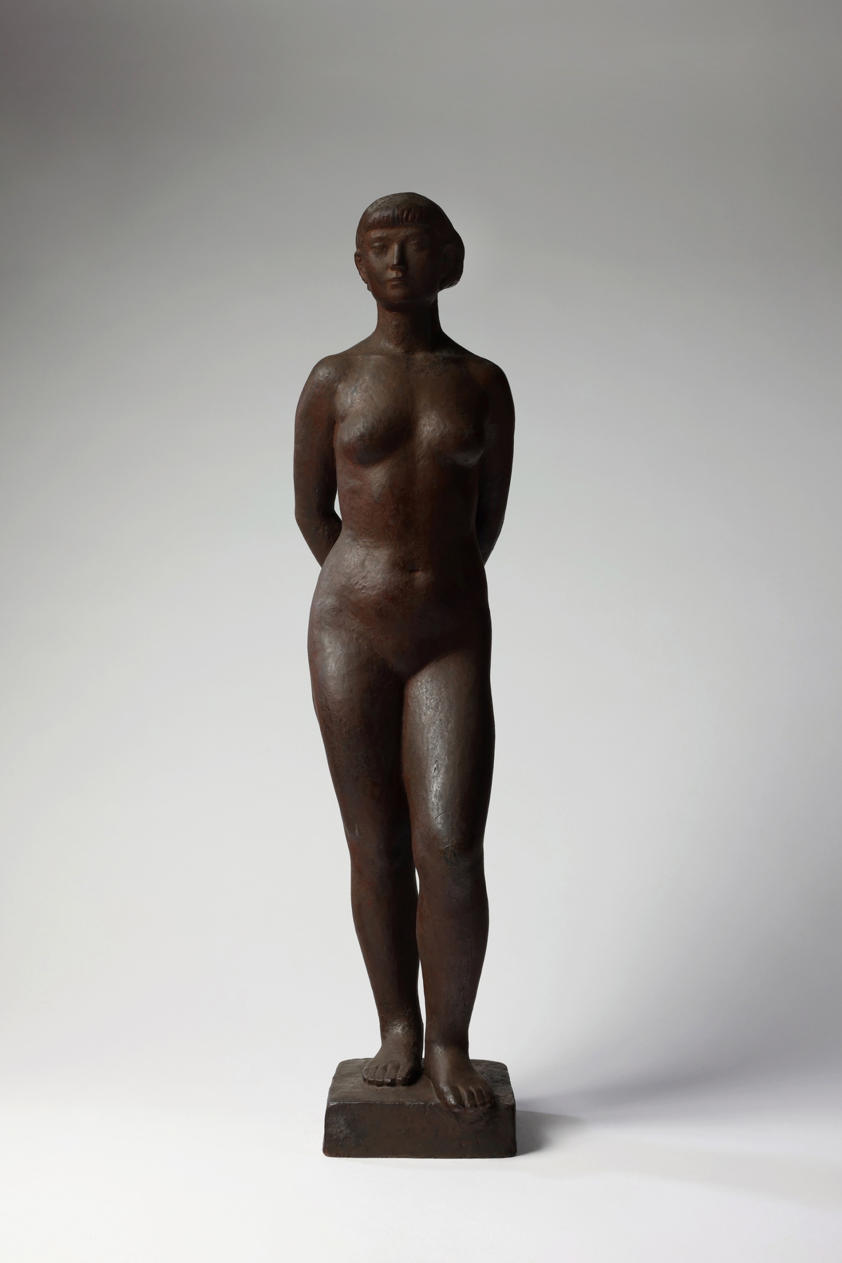 陳夏雨，《裸女立姿》，樹脂原件， 1944。（陳夏雨基金會籌備處提供，攝影／邱德興）