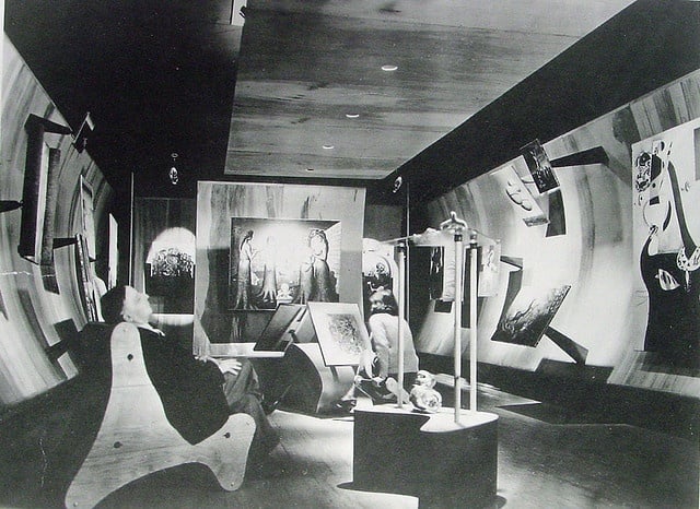 超現實主義畫廊，本世紀藝術，紐約，1942 年。©Terremoto