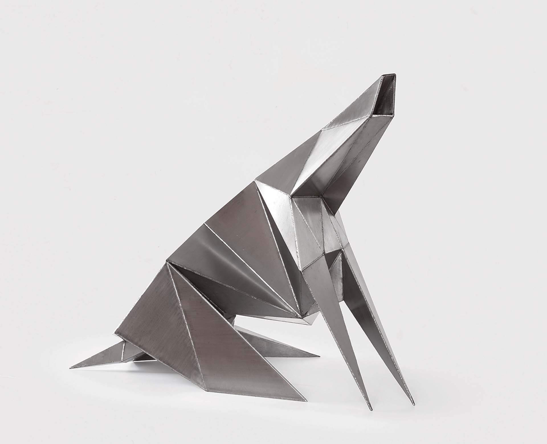 林恩．查德威克，《咆哮的野獸 II》，焊接不鏽鋼，91.5×91.5×122 cm，1990。（藝術家遺產與貝浩登）