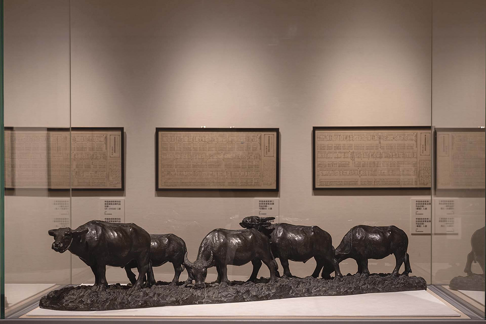 黃土水，《水牛群像》（歸途），銅，1928，私人收藏。（國立臺灣美術館提供）