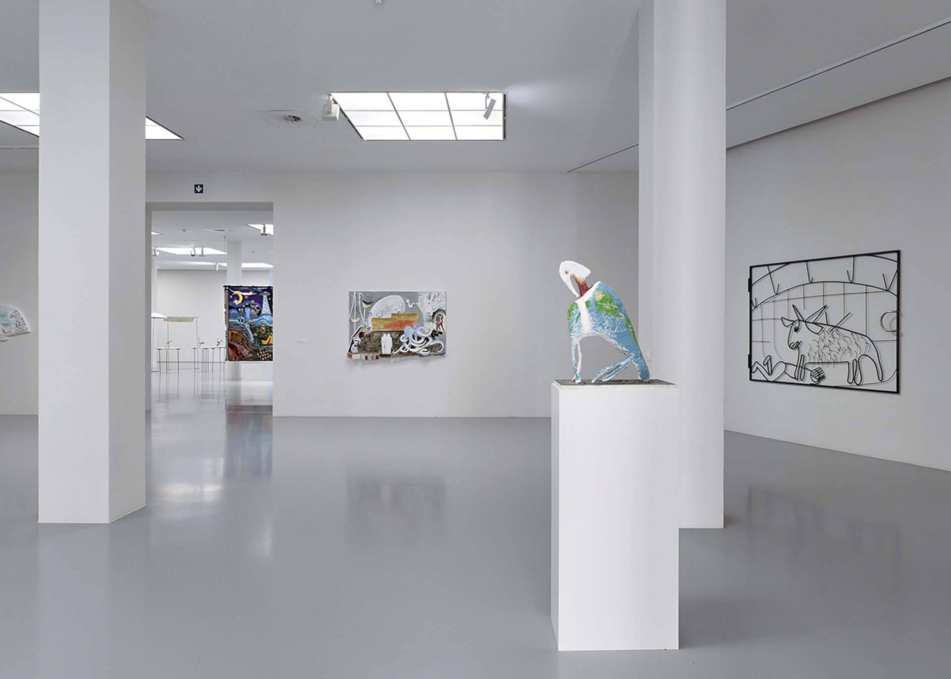 安特衛普當代藝術博物館「動物的一生」展場一隅。(安特衛普當代藝術博物館提供)