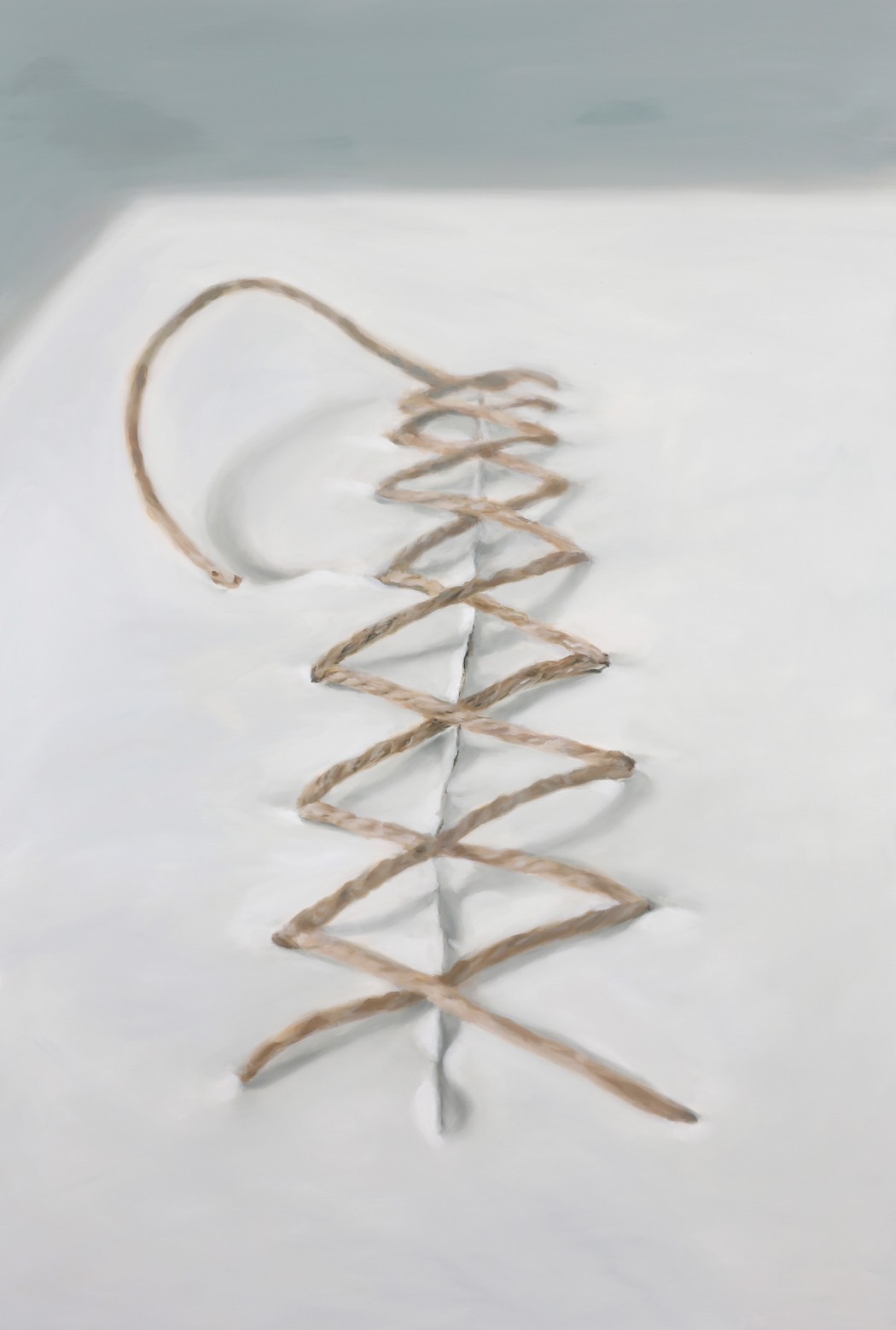 王綺穗曾以影格一幀幀般的系列作品《裂縫》，畫出畫布被封塔納（Lucio Fontana）割裂畫布那般的平面寫實油畫。她也在同時期的《縫縫之線空間》裡，再度將那個裂縫縫上。圖為王綺穗作品《縫縫之線空間》（2016）。（島人藝術空間提供）