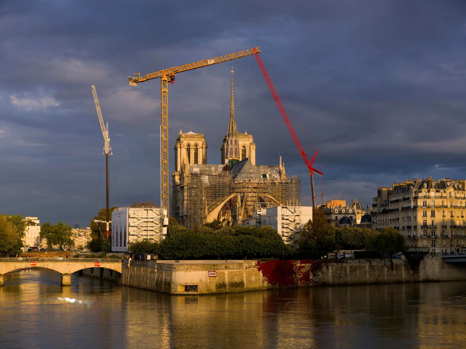 此前整修中的巴黎聖母院。（David Bordes © Rebâtir Notre-Dame de Pariss）