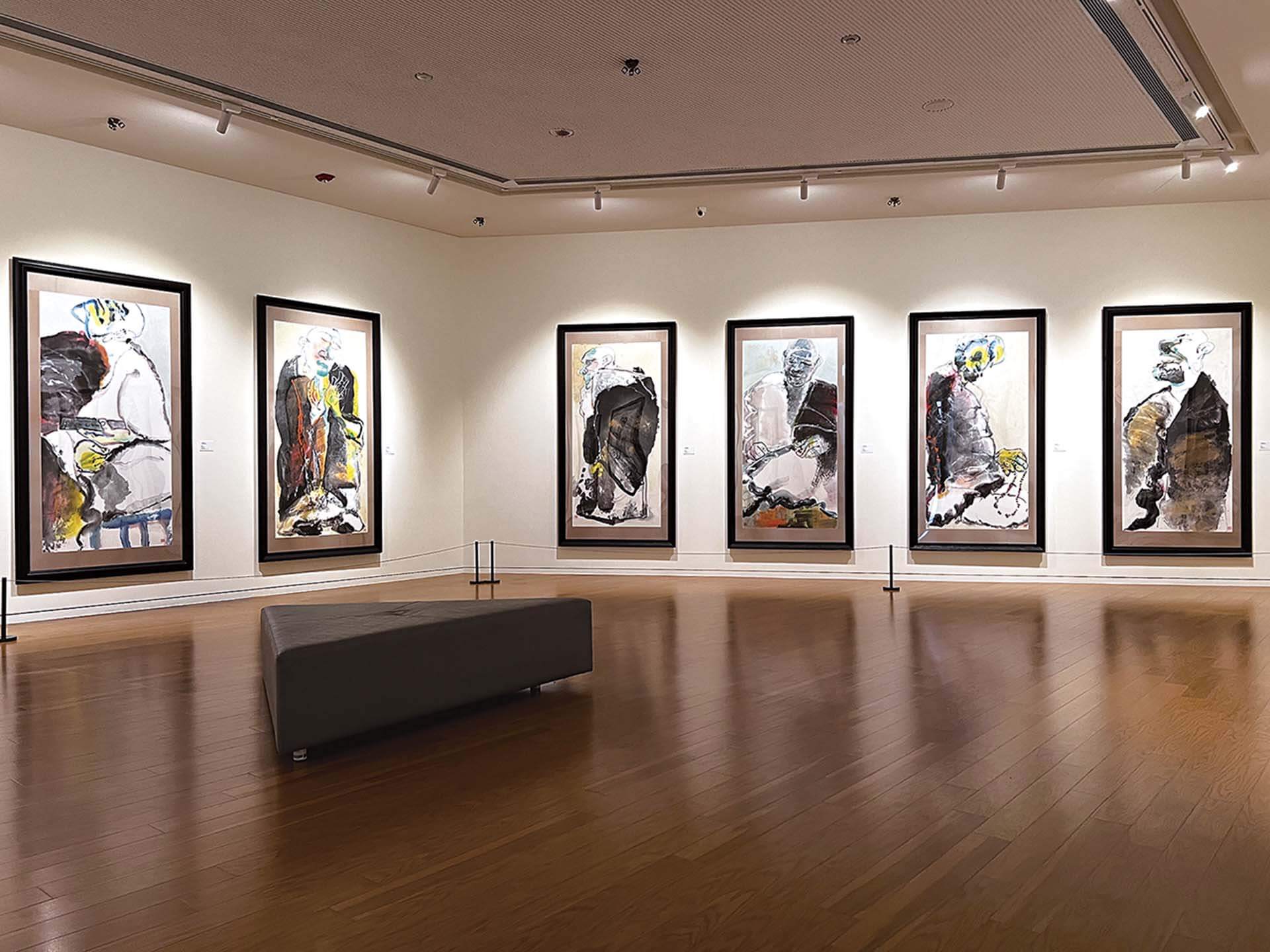 「人間羅漢」系列於「元氣．淋漓─人間90莊喆特展」展出一景。（攝影／朱貽安）