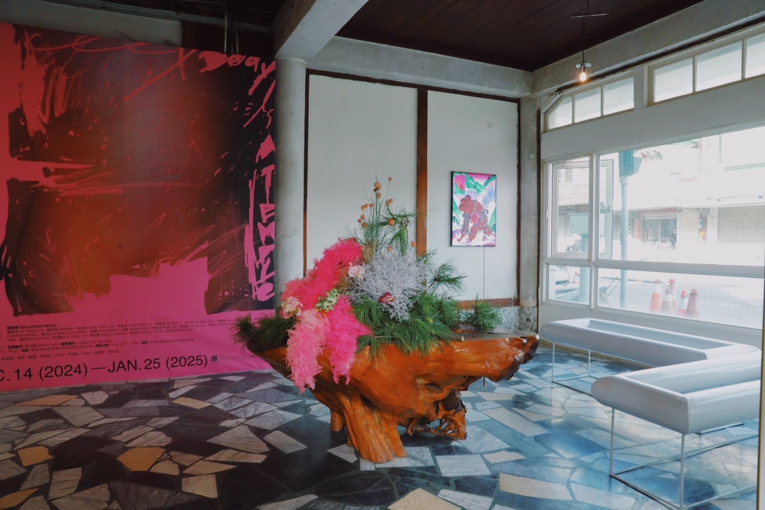 嘉義市陳鉛筆故居「身體廟宇」展場入口。（登曼波提供）