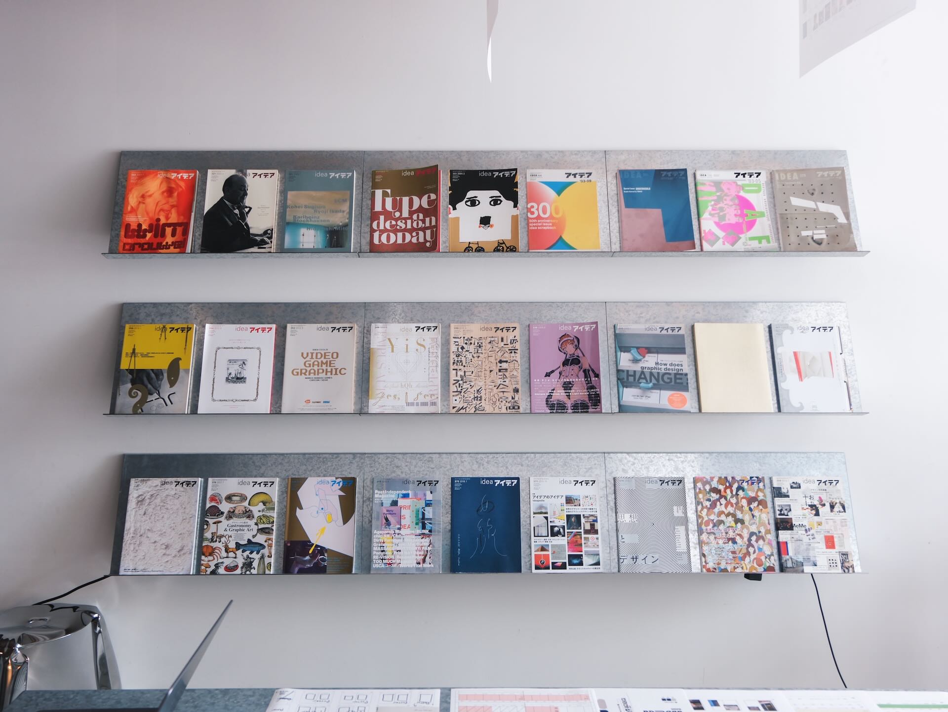 「室賀清德：編輯與實踐」展覽現場。（重本書店提供）