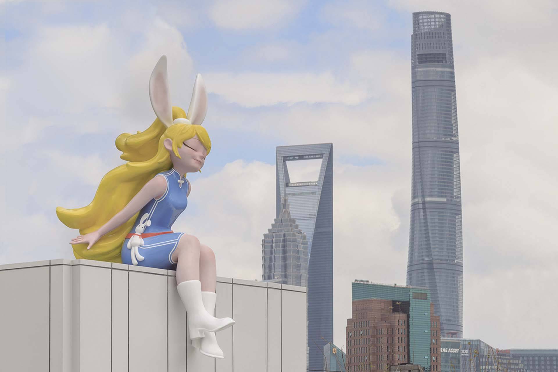 呈現在上海的商業街區萬象天地的戶外藝術裝置 STUDIO studio 的《我在城市分貝中相遇20赫茲》，該項目由 UCCA LAB 上海團隊策劃。 （ UCCA LAB 提供）