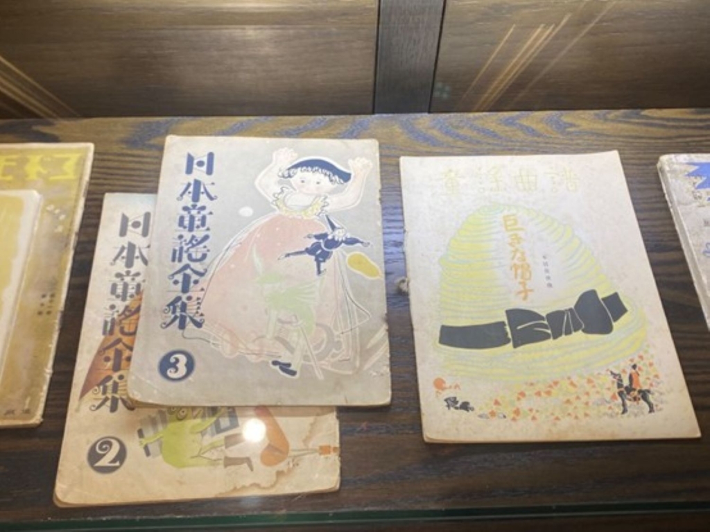 【專欄｜從澳門開始的繪本寶物聚】 No.54|長崎繪本勝景（下）——造訪「祈禱之丘繪本美術館」最終大滿足篇！