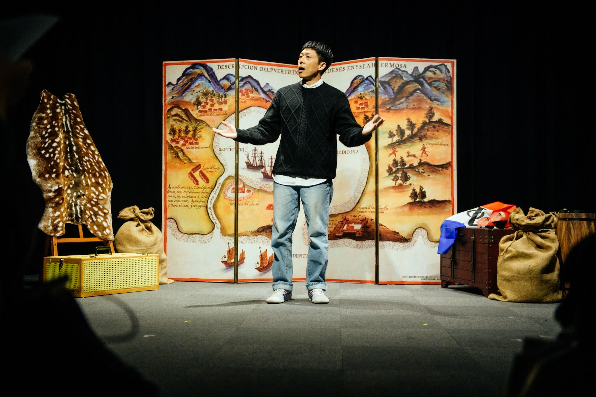李立中的作品真誠的表達對於生命的熱愛，以及對於「賽鴿笭」文化消失的憂慮。圖為李立中《蓬塔努斯與大港》（提供｜C-LAB，攝影｜陳藝堂）