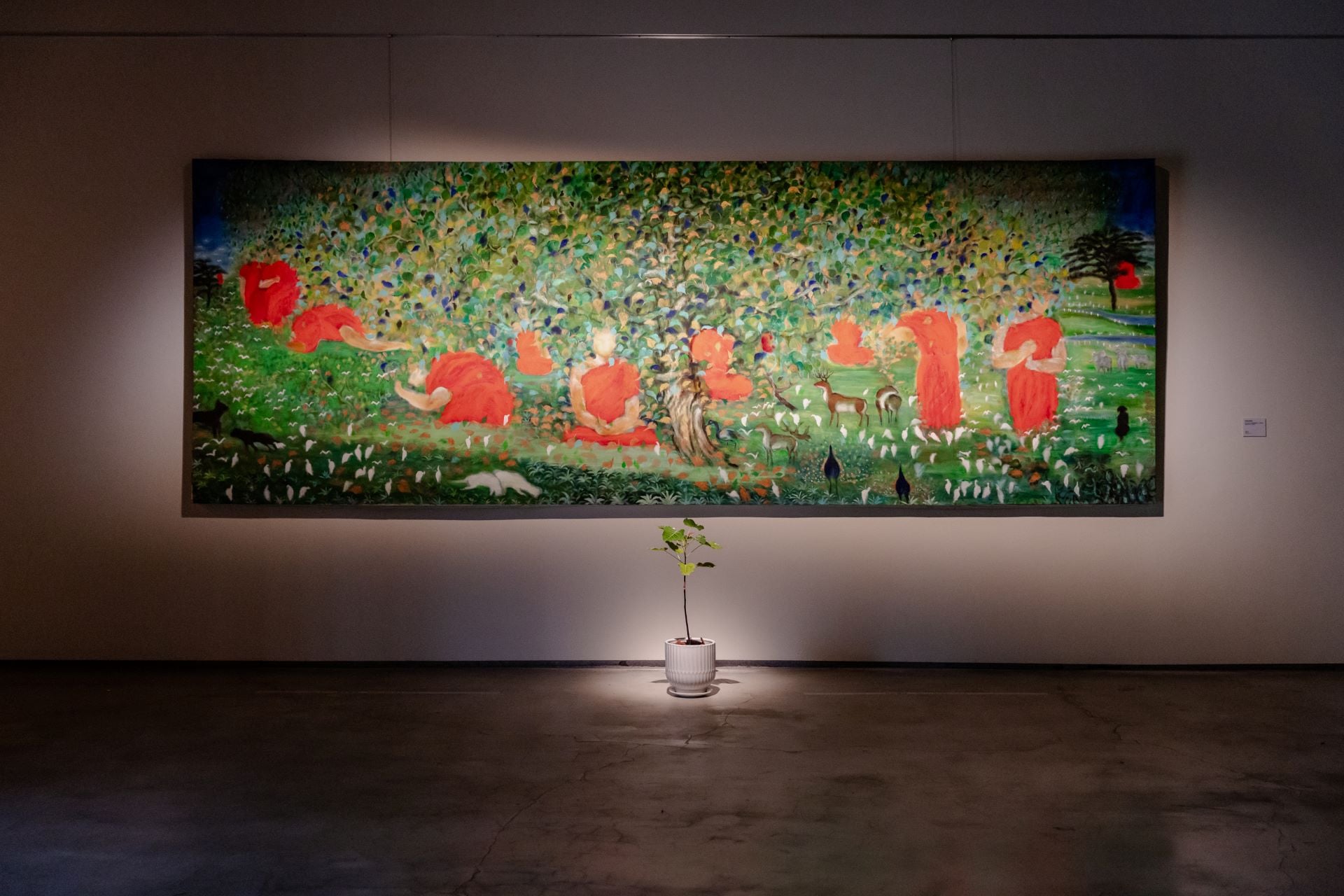 蔣勳《祇樹給孤獨園》一作，帶領觀眾回到2,800年前佛陀傳授《金剛經》的場景。（台灣好基金會提供）