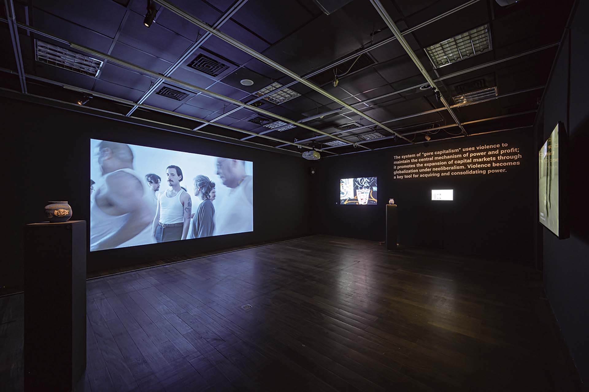 台北當代藝術館「關係人」展出李奧森作品《突然消失的情境》。（攝影／ANPIS FOTO 王世邦，台北當代藝術館提供）