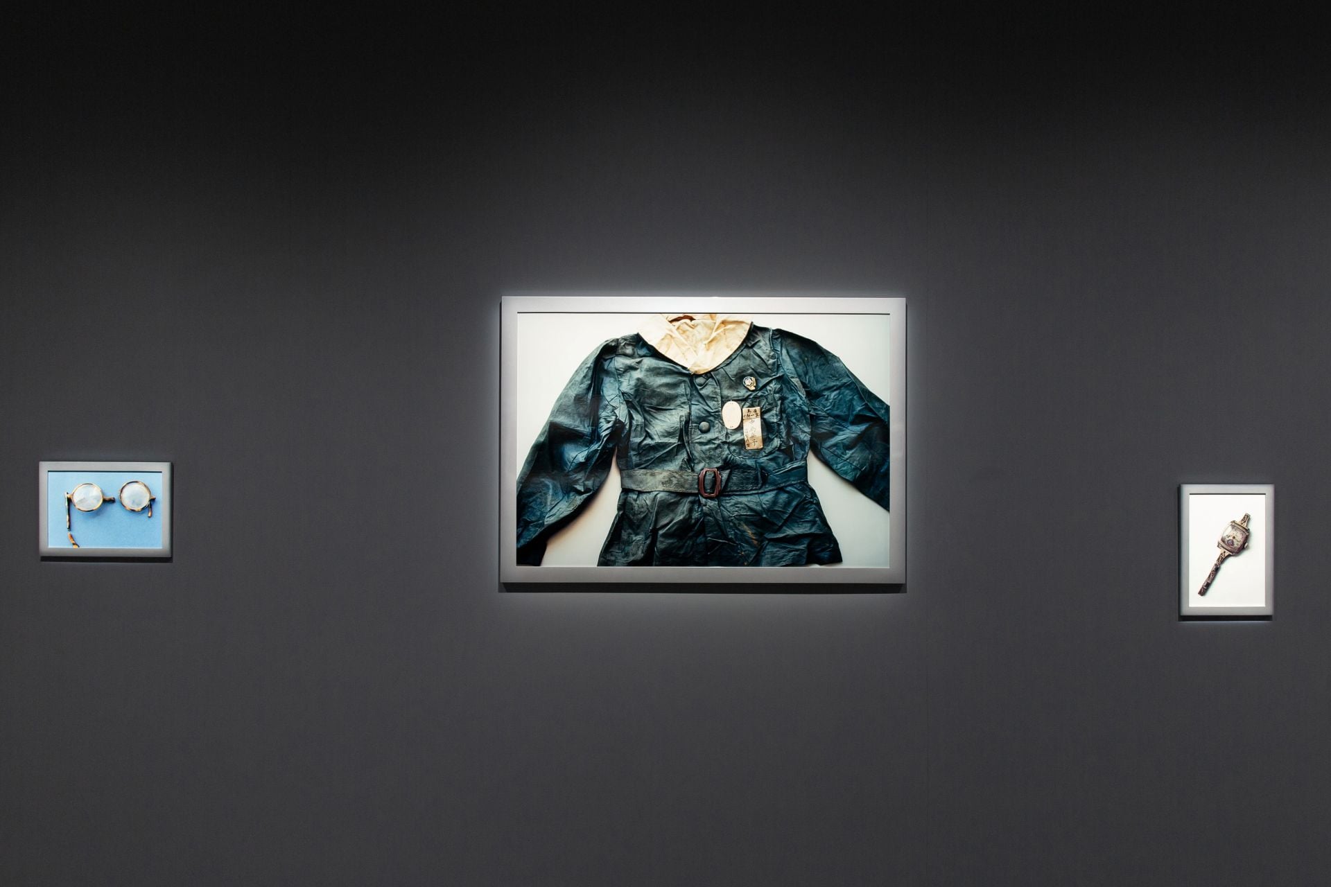 石內「ひろしま／廣島」系列展場照。（臺北市立美術館提供）