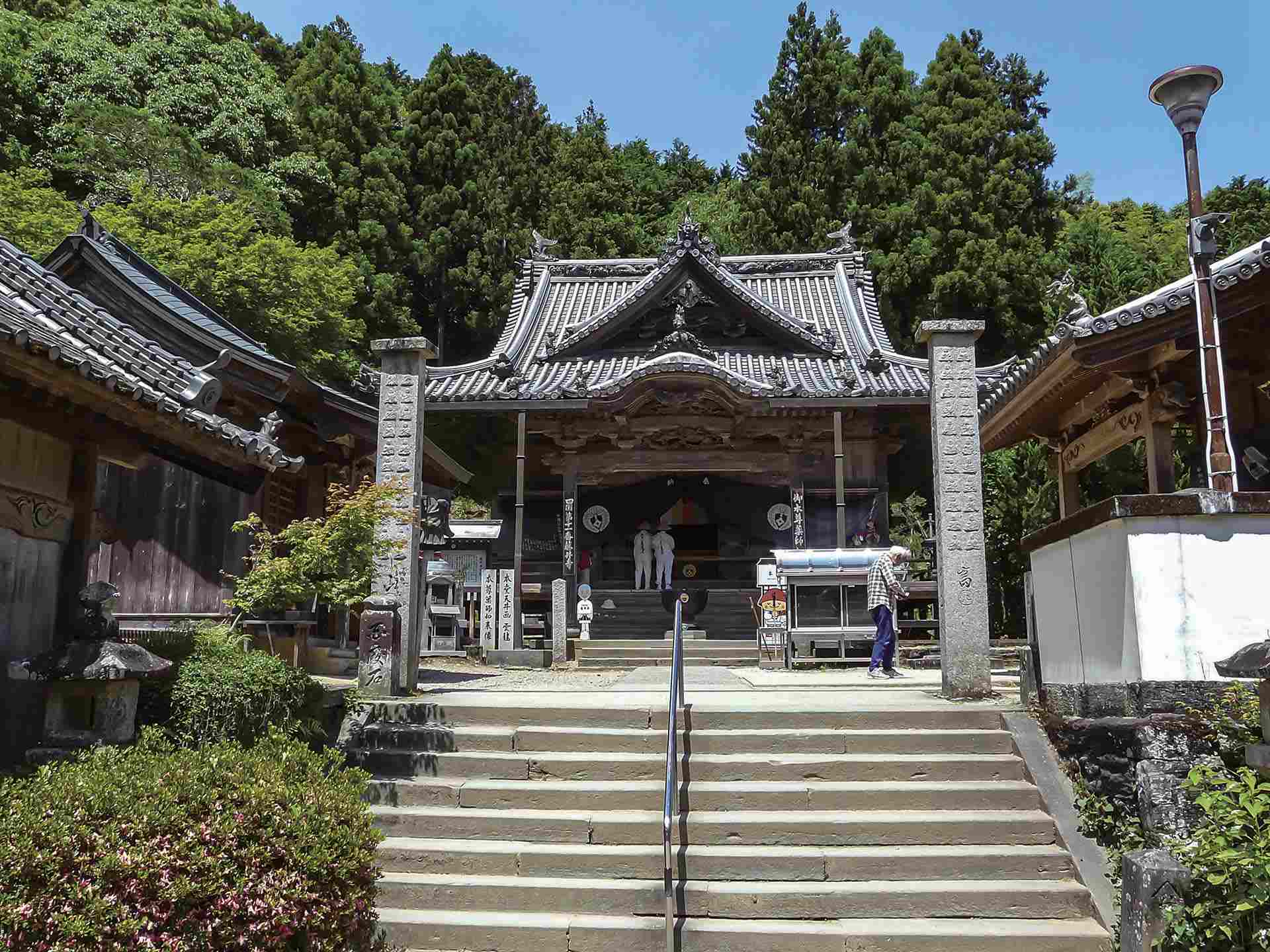 葛井寺本堂。圖取自Wikimedia Commons。©Naokijp