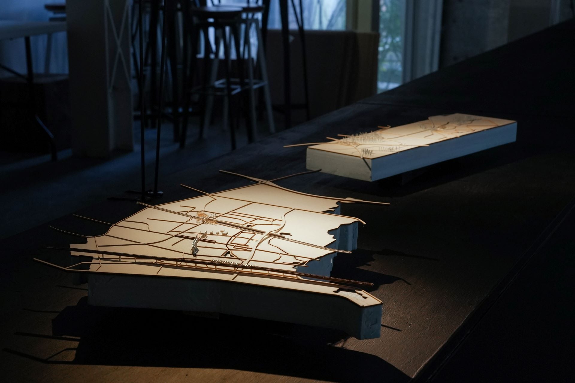 《無用之地：荒地的游擊生態》，參展者：蘇孟宗、何品儀。（國立臺灣美術館提供）