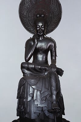 圖19 國寶 飛鳥時代7世紀〈菩薩半跏像（傳如意輪觀音）〉，奈良中宮寺藏。5月20日至6月15日展出。